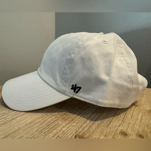 Plain White ‘47 Brand Adjustable Baseball Cap - Picture 2 of 9